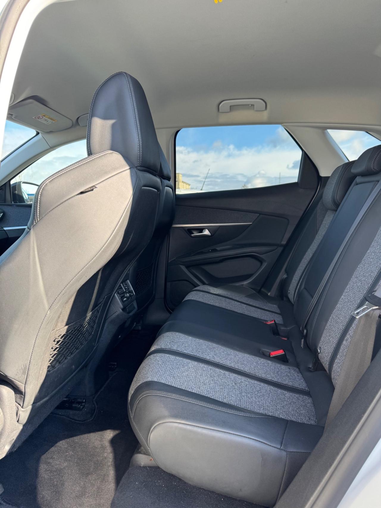 Peugeot 3008 PureTech Turbo 130 S&S Allure