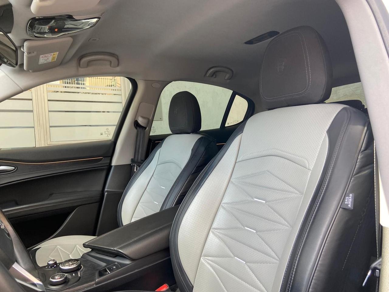Alfa Romeo Stelvio 2.2 Turbodiesel 160 CV AT8 RWD Business