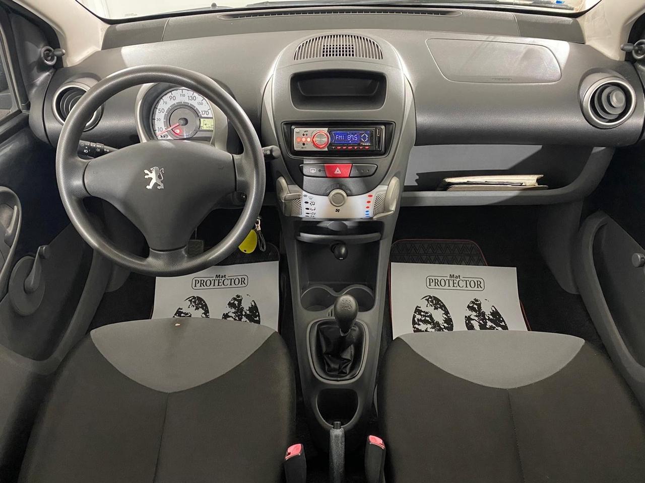 Peugeot 107 1.0 68CV 3p. Plaisir