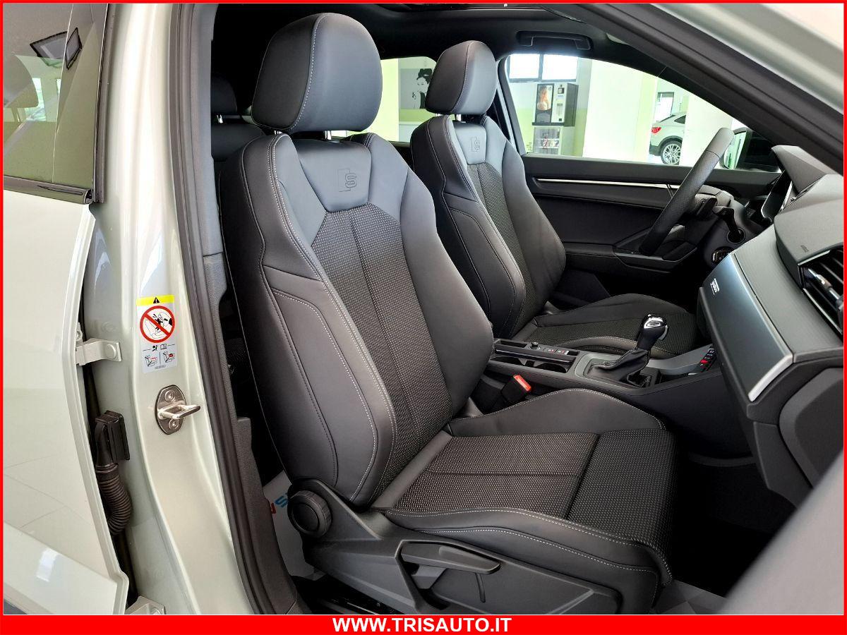 AUDI Q3 SPB 40 2.0 TDI S-Tronic Quattro S-Line Black Identity (TETTO PANORAMICO APRIBILE)