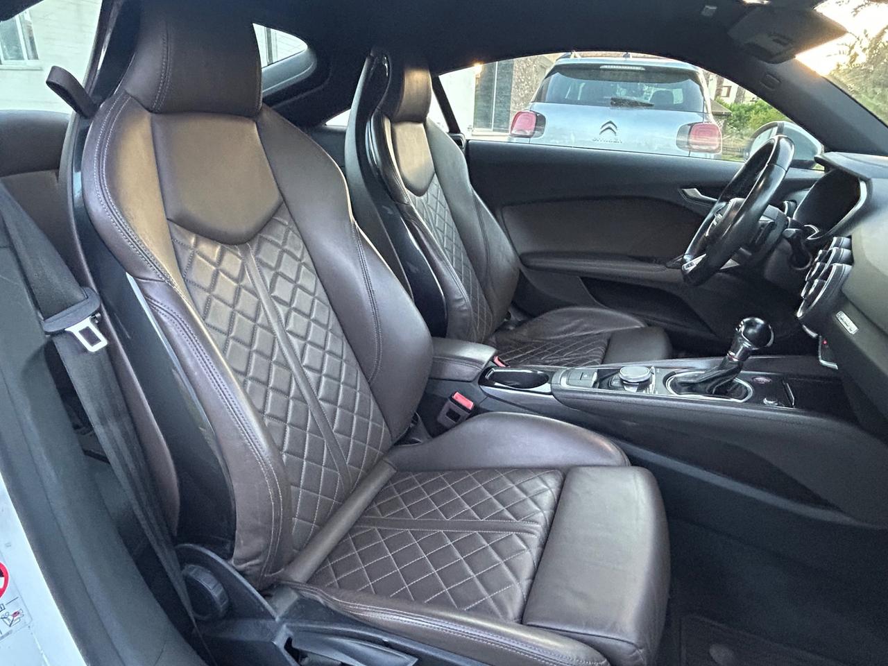 Audi TT TTS Coupé 2.0 TFSI 310 CV quattro S tronic