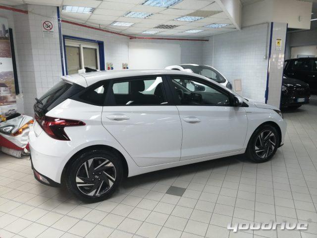 HYUNDAI i20 1.2 MPI ConnectLine KM0