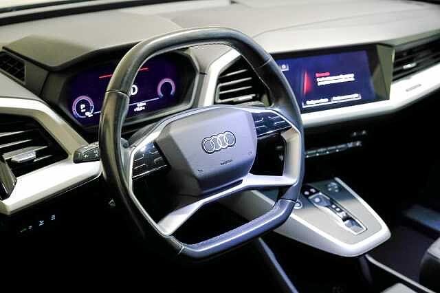 Audi Q4 e-tron 40 Business Advanced