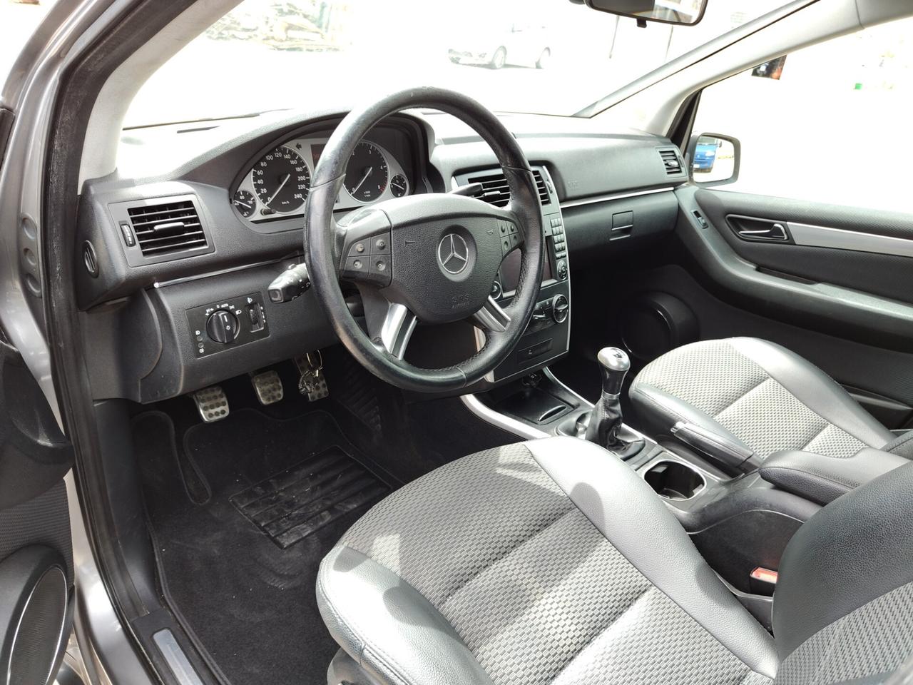 Mercedes B 180 CDI Premium