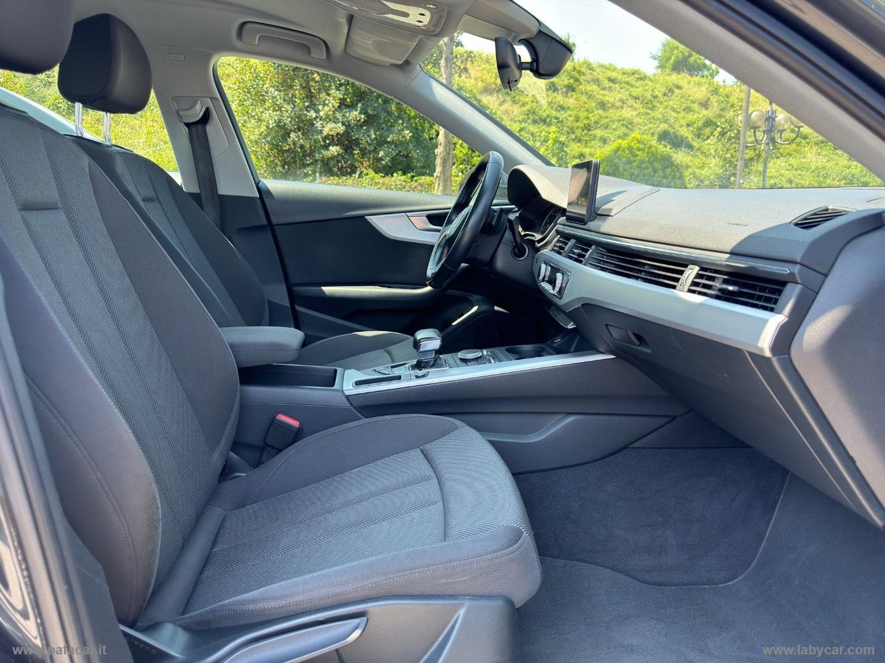 AUDI A4 2.0 TDI 150CV S tronic S line edition