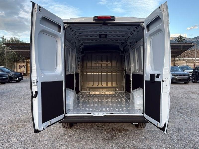 Peugeot Boxer Boxer 335 2.2 BlueHDi 140 S&S PLM-TA Furgone