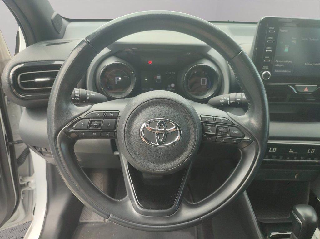 TOYOTA Yaris 1.5h style del 2021