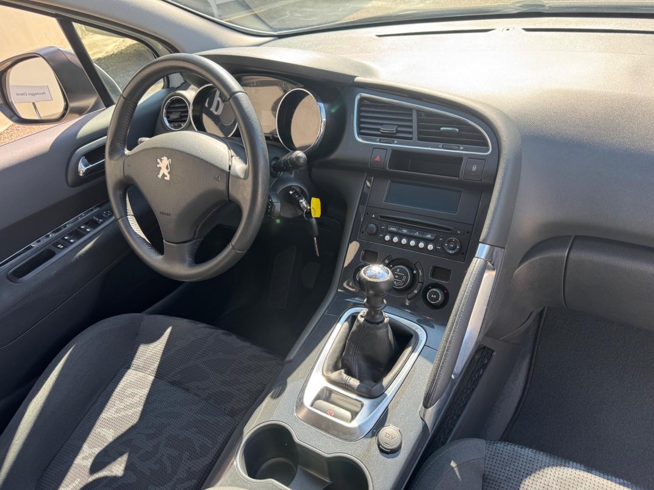 Peugeot 3008 1.6 HDi 112CV Allure