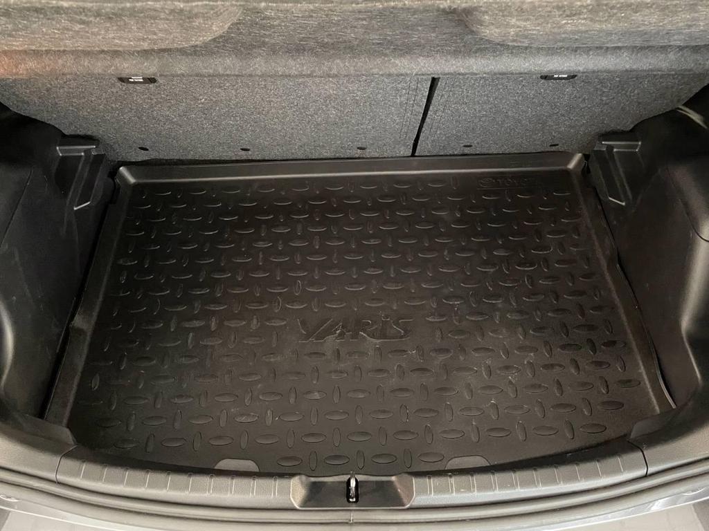 Toyota Yaris 5 Porte 1.5 VVT-i Hybrid Active E-CVT