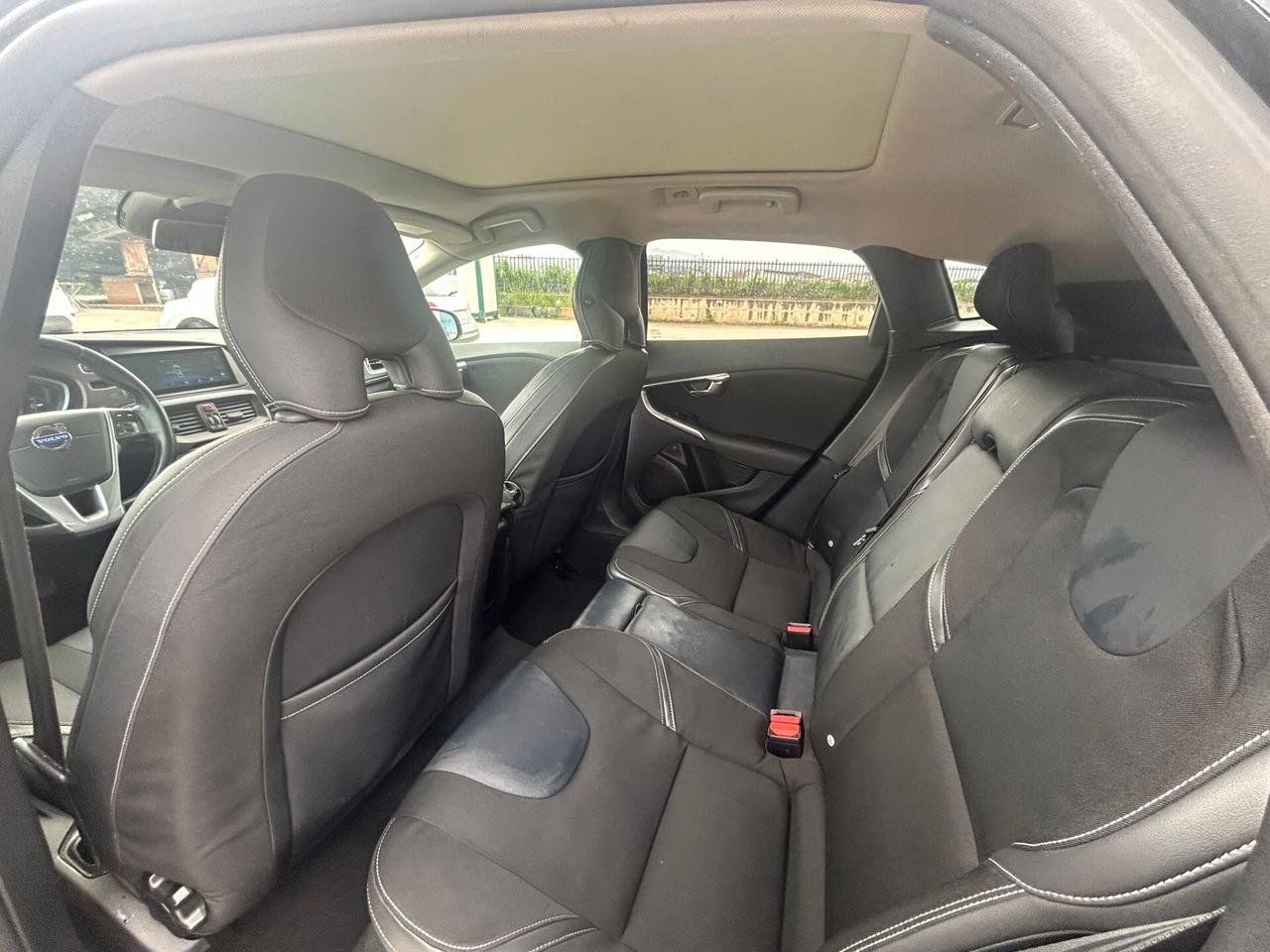 Volvo V40 D2 1.6 Kinetic 2013