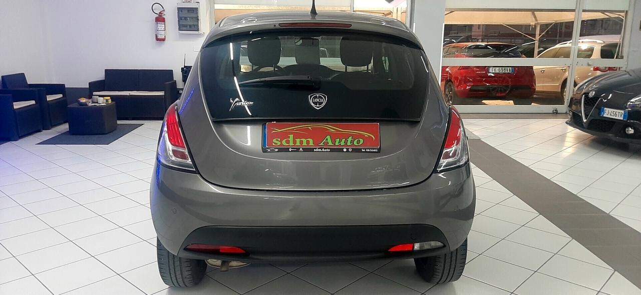 Lancia Ypsilon 1.2 69 CV 5 porte S&S Gold