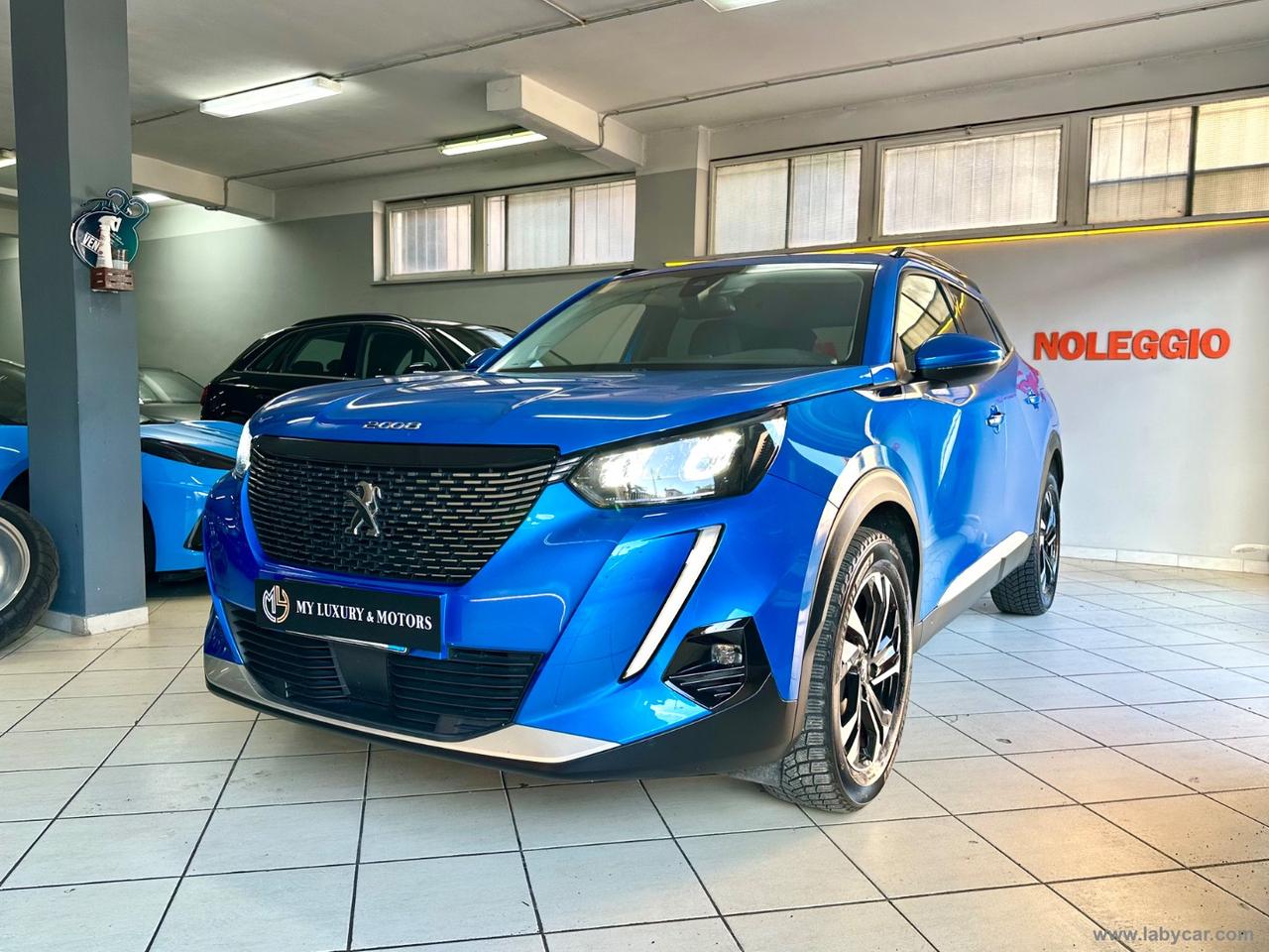 PEUGEOT 2008 BlueHDi 110 S&S ALLURE