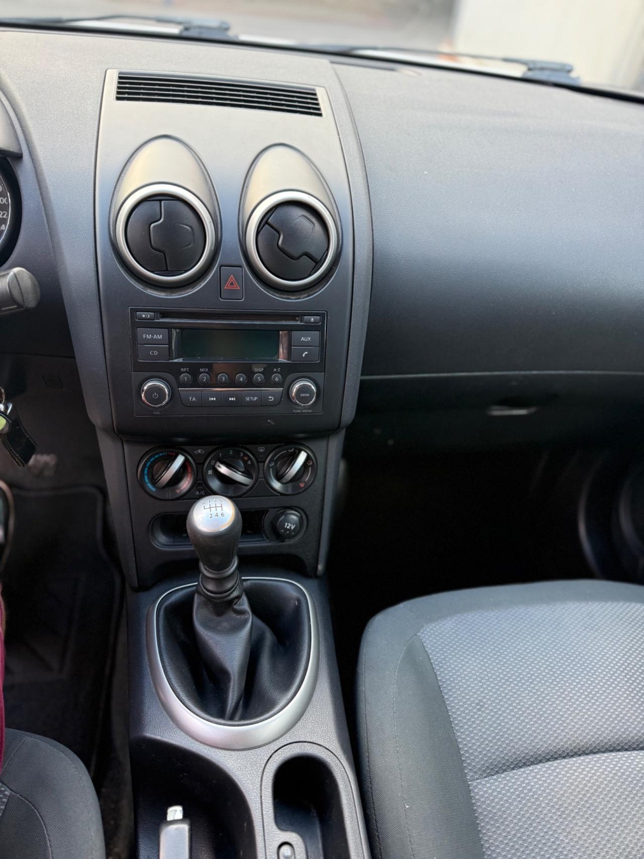 Nissan Qashqai 1.5 dCi DPF Tekna