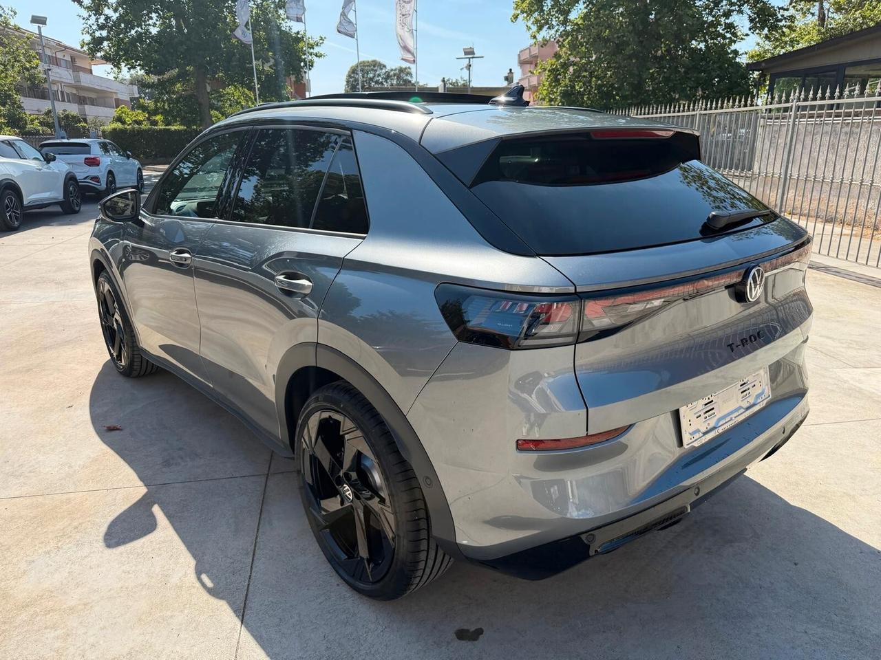 Volkswagen T-Roc 1.5 eTSI ACT 150 CV DSG R-Line