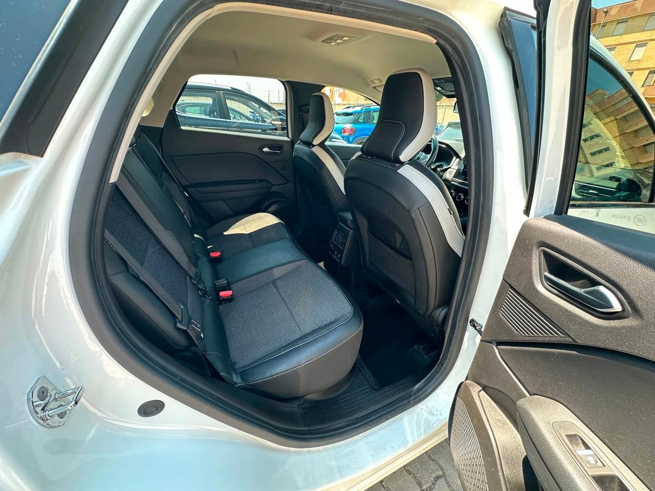 Renault Captur Full Hybrid E-Tech 145 CV Intens