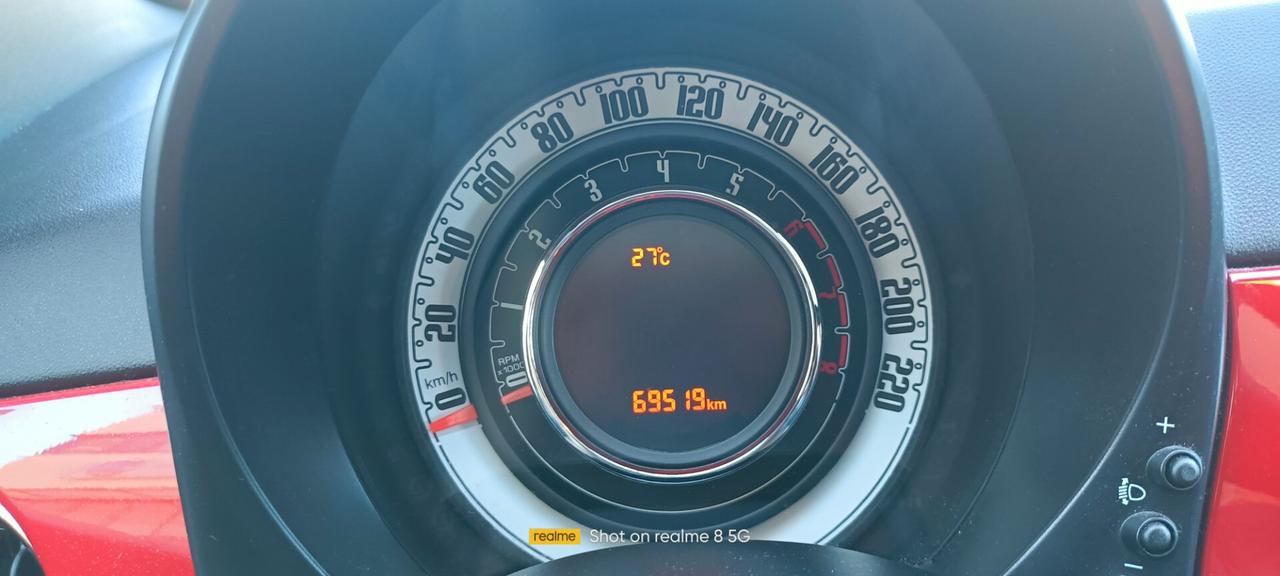 Fiat 500 1.0 Hybrid Red