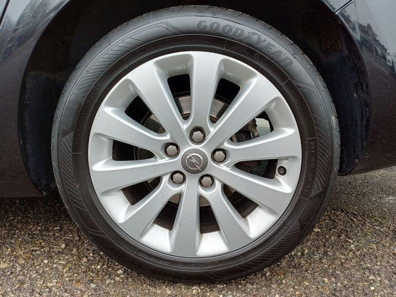 Opel Astra 1.7 CDTI 110CV S&S Sports Tourer Cosmo - GARANZIA