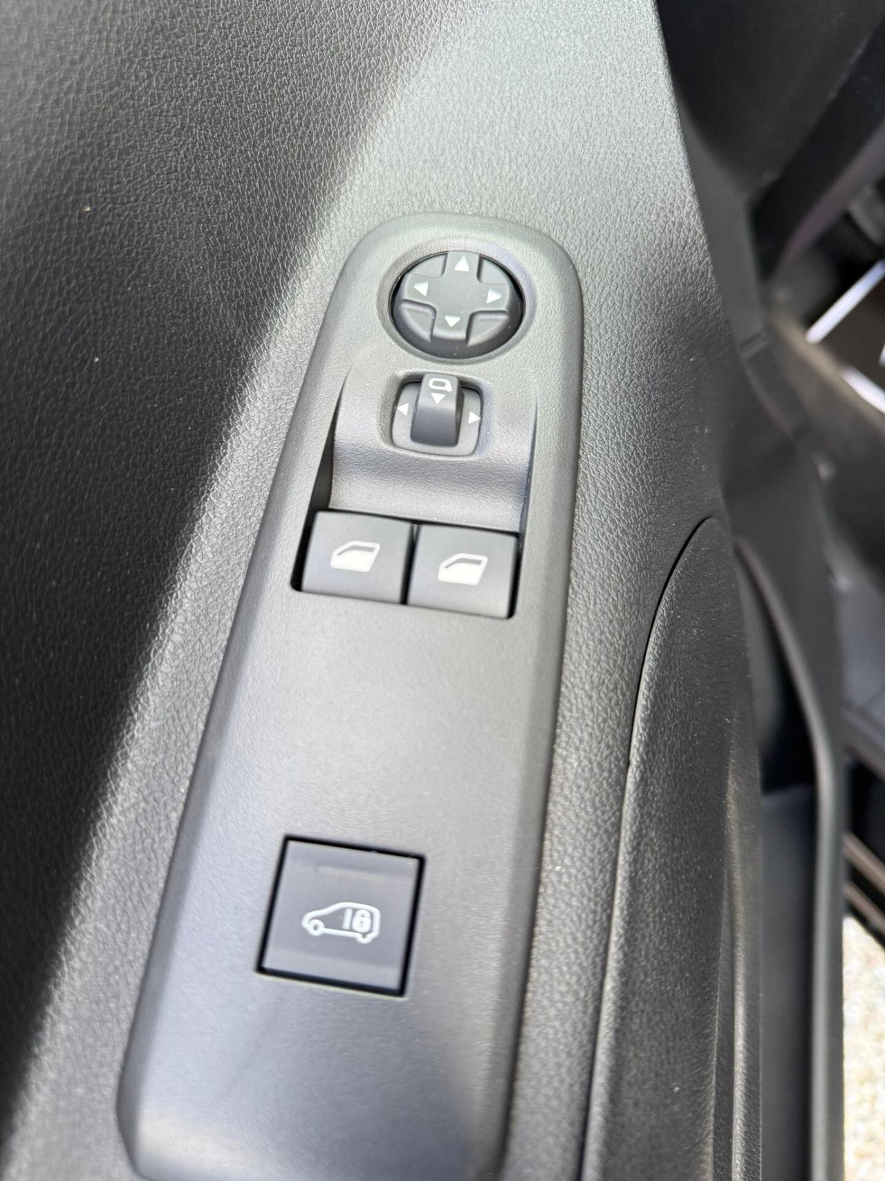 Opel combo 1.5 diesel XL 5 posti autocarro n1