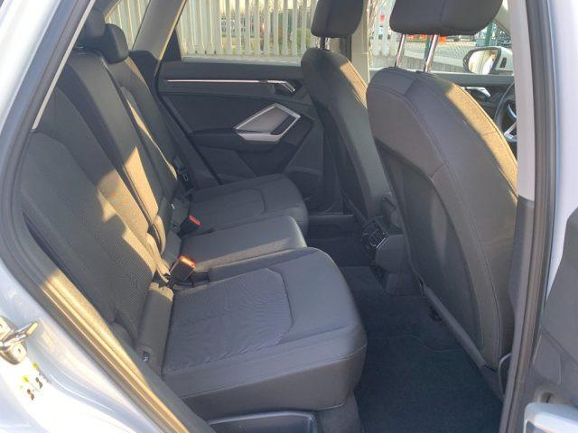 AUDI Q3 40 TDI quattro S tronic Business Advanced