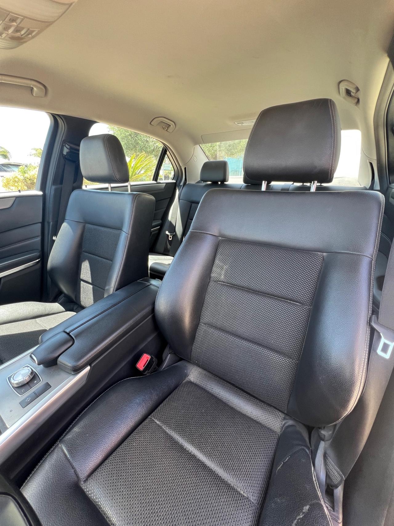 Mercedes-benz E 250 BlueTEC 4Matic Automatic Premium