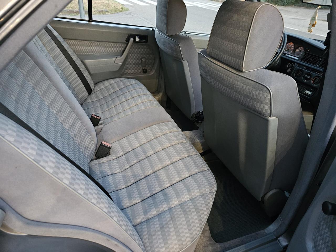 Mercedes-benz 190D 2.5 90cv*Fascionato*Tetto*Pochi Km*