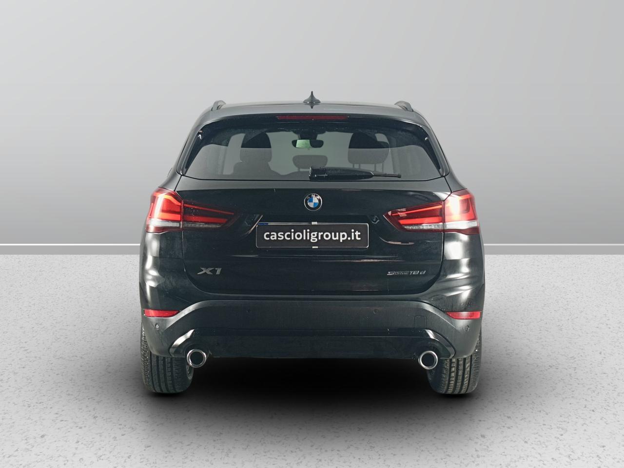 BMW X1 F48 2019 - X1 sdrive18d Advantage auto