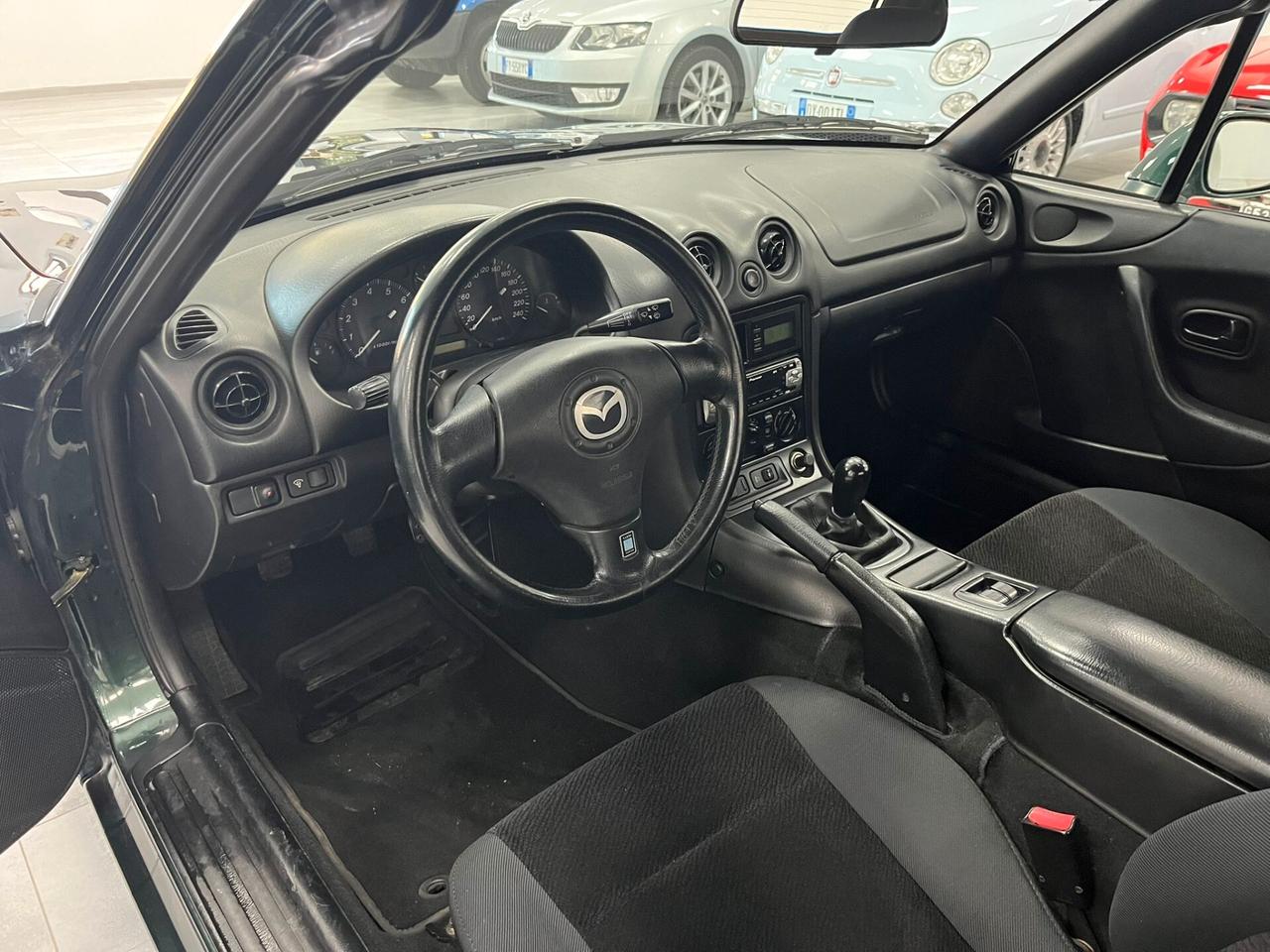 Mazda MX-5 1.6i 16v