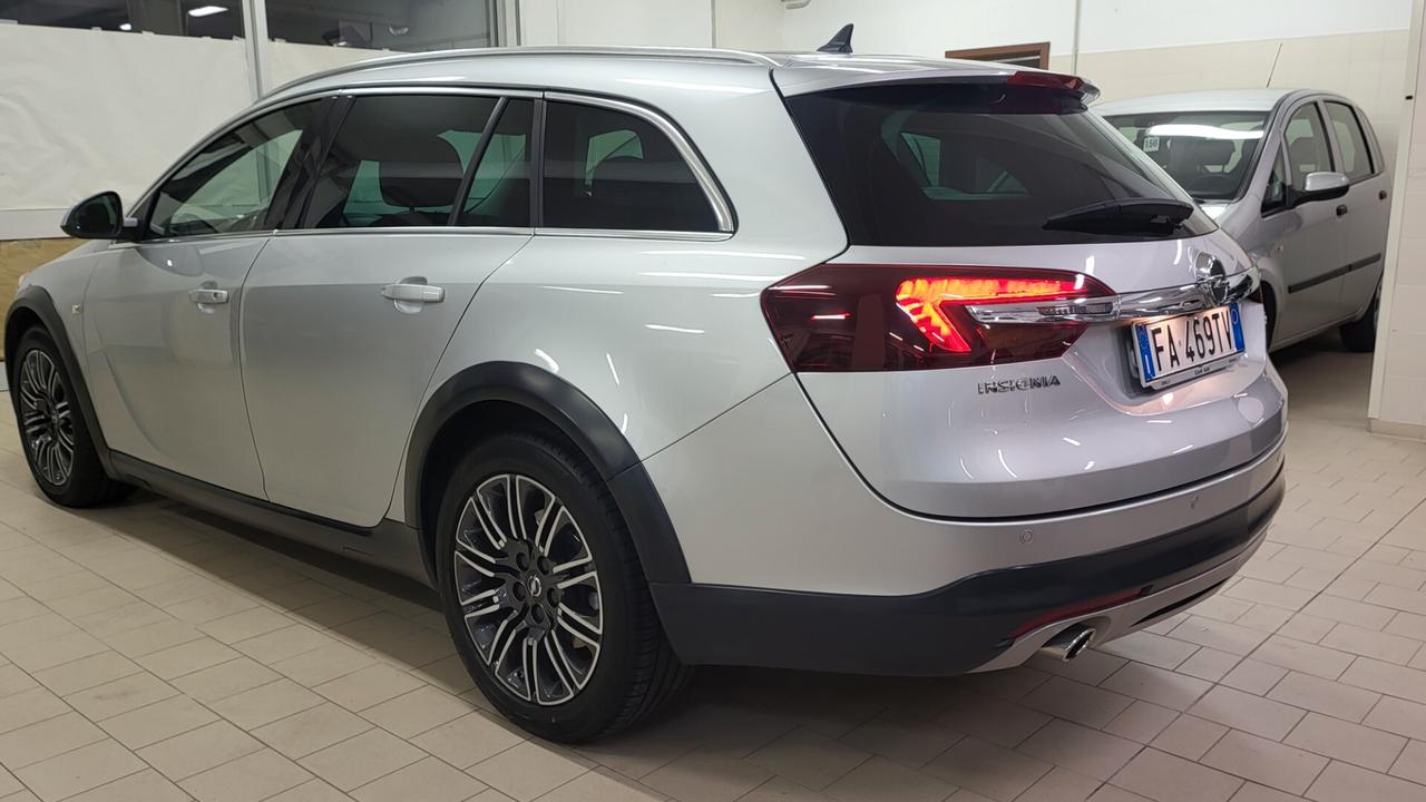 Opel Insignia 2.0 BiTurbo195CV CDTI 4x4 aut. Country Tourer SW