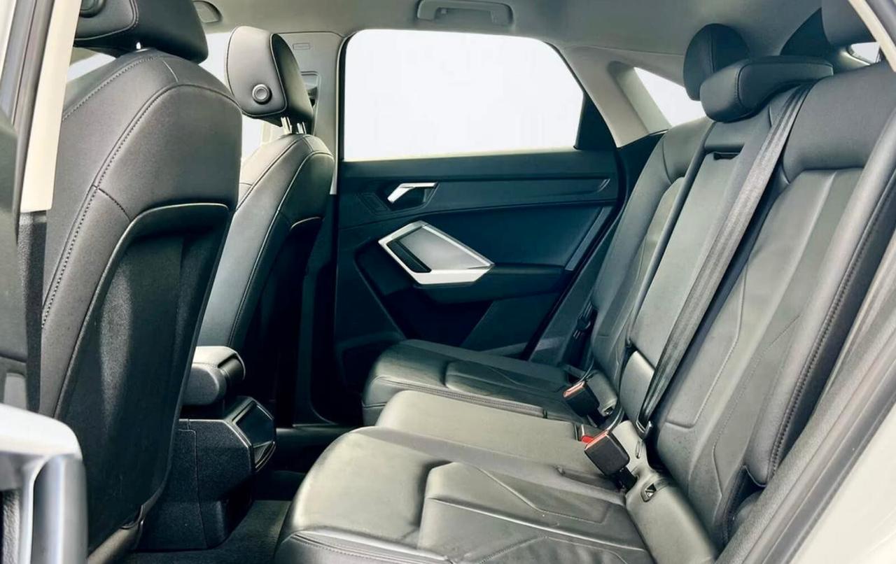 Audi Q3 35 TDI S tronic line edition