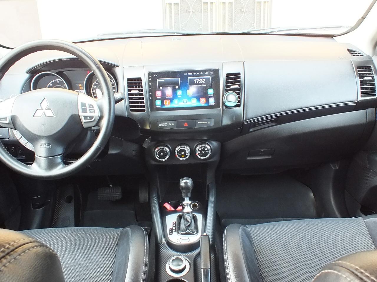 MITSUBISCHI OUTLANDER 155 CV 4X4-AUTOM. 7-POSTI UNIPROPRIETARIO!