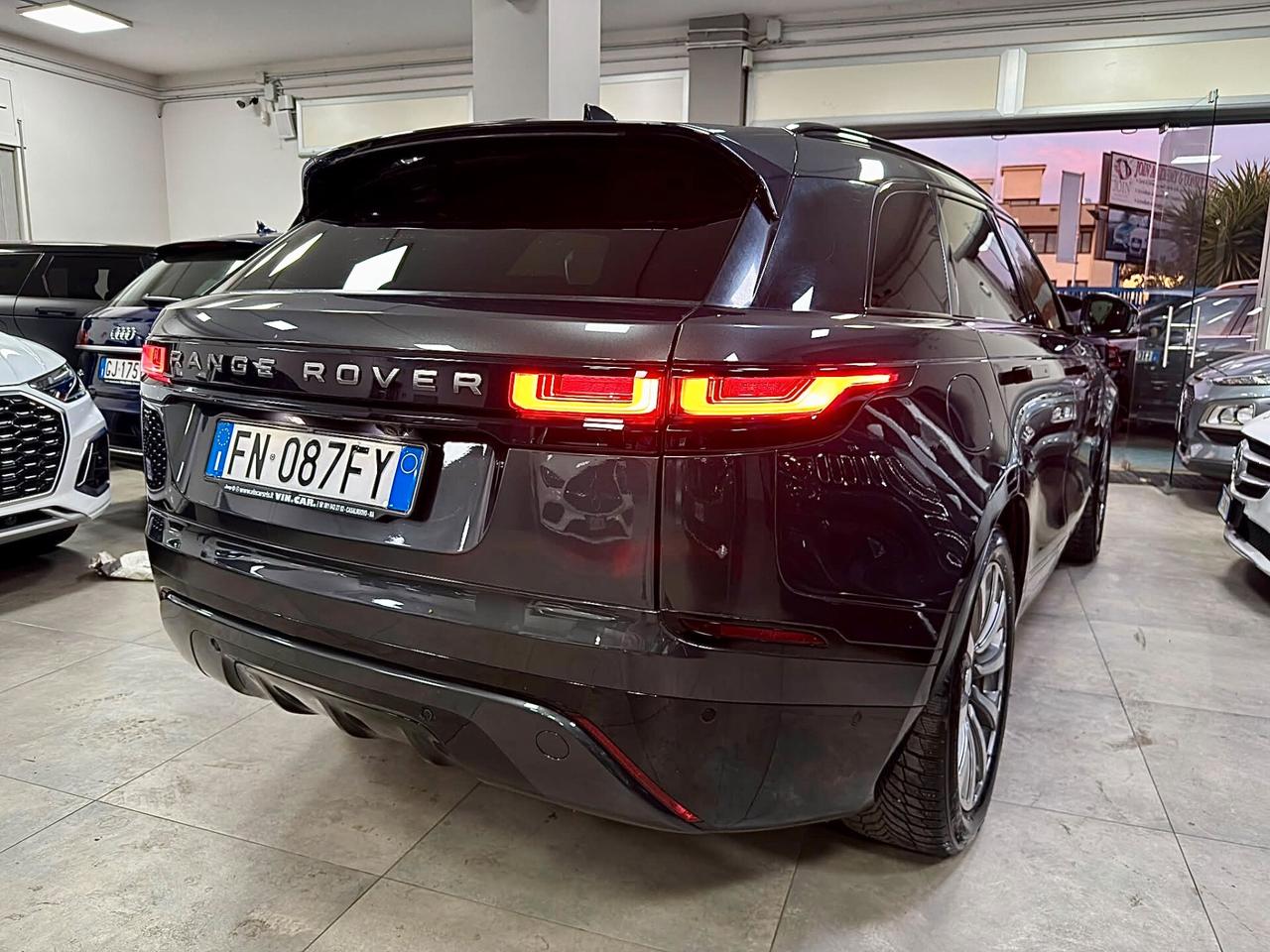 Range Rover Velar 2.0D I4 240 CV R-Dynamic HSE