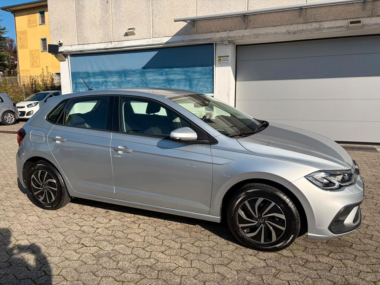 Volkswagen Polo 1.0 TSI Life*EURO6*NEOPATENTATI