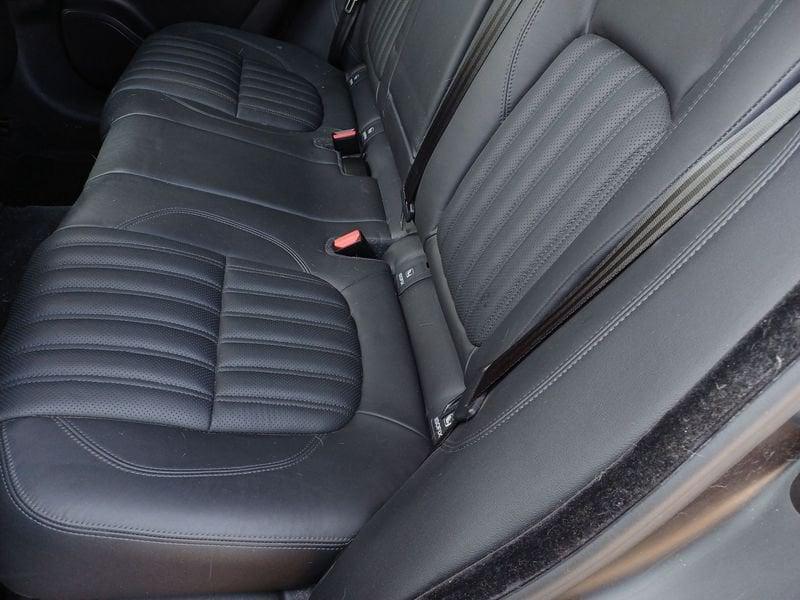 Jaguar F-Pace F-Pace 2.0d awd 180cv auto R 20" KM CERTIFICATI