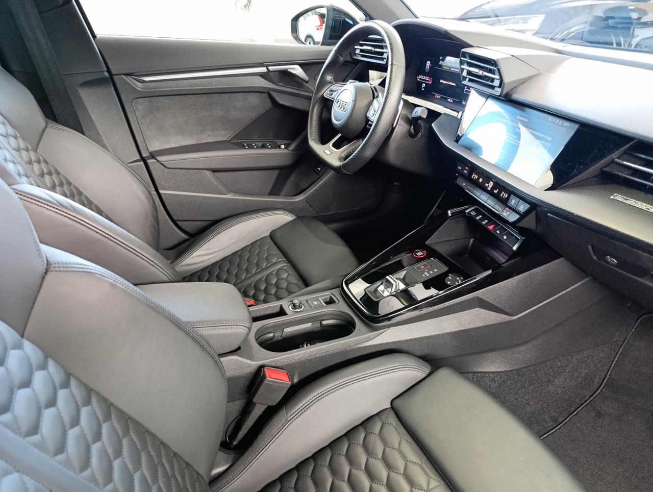 Audi RS3 Sportback 2.5 tfsi quattro s-tronic