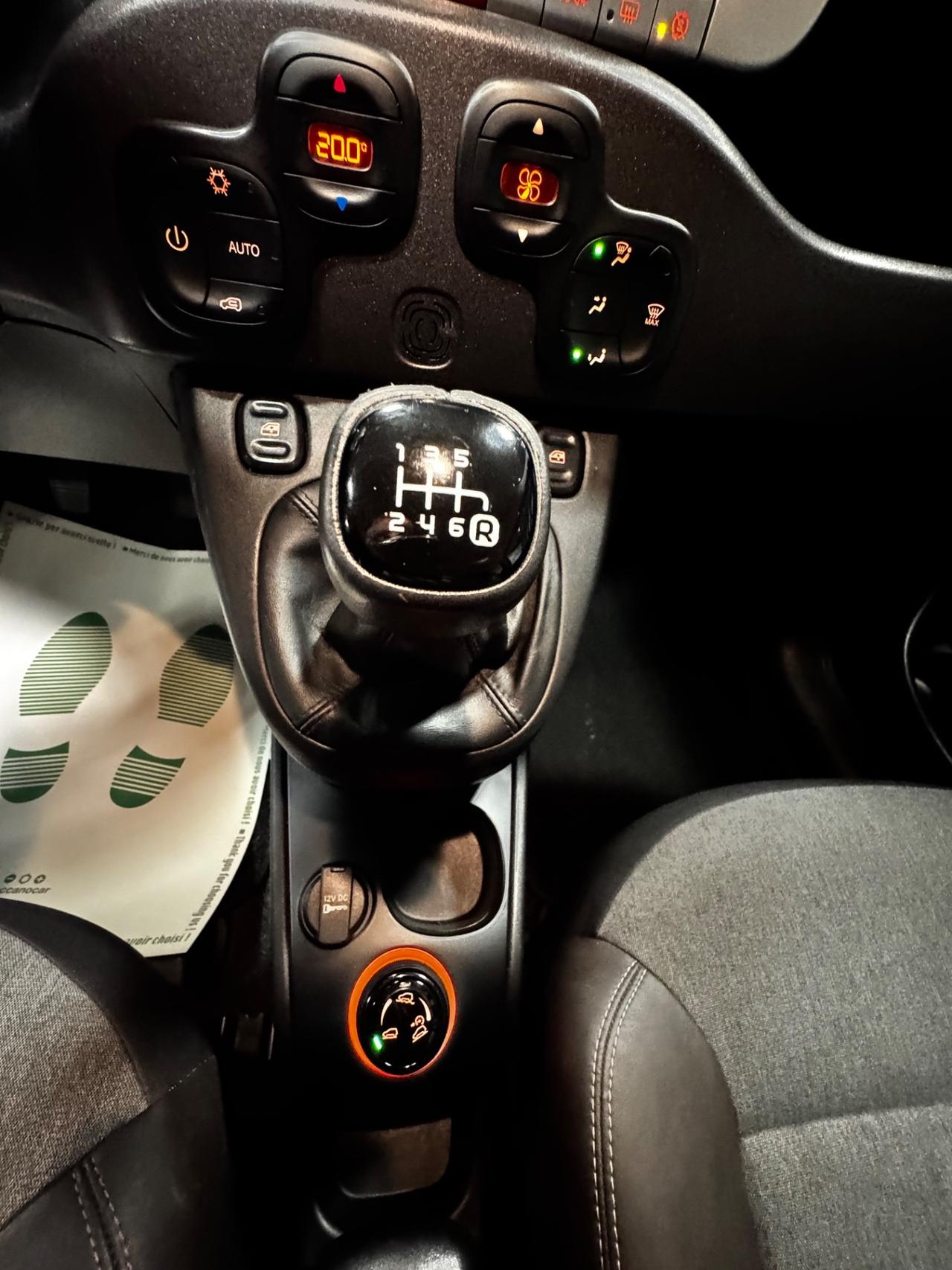 FIAT PANDA CROSS 4x4 900 T AIR