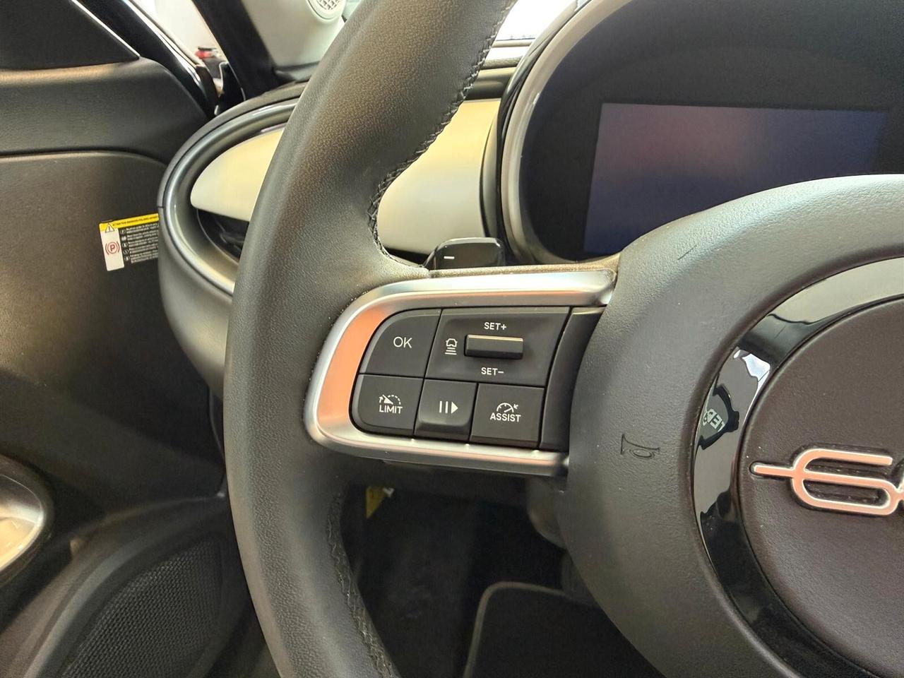 Fiat 600 Hybrid 100 CV DCT MHEV La Prima