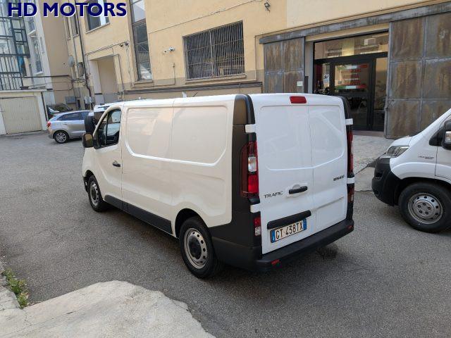 RENAULT TRAFIC 2.0 dCi PC TN