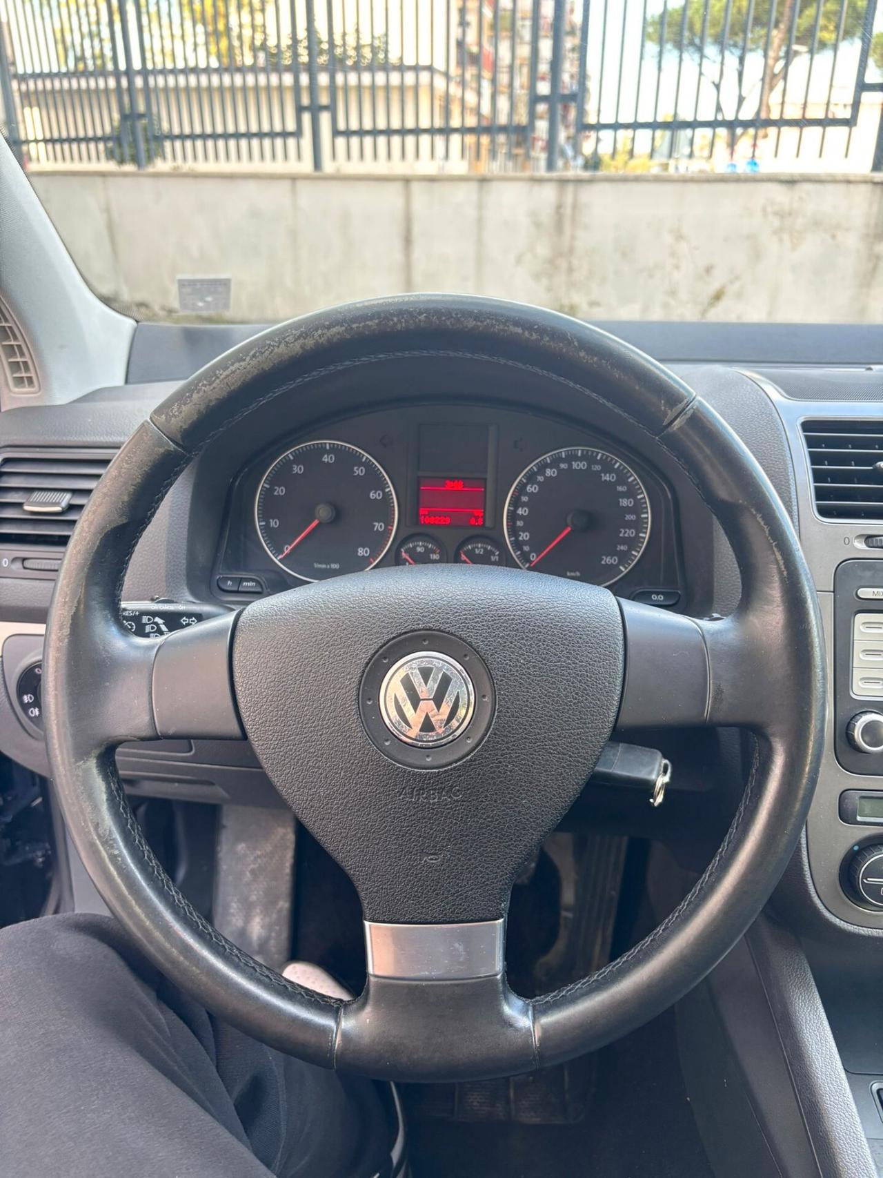 Volkswagen Golf 1.6 5p. Comfortline