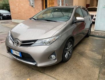 Toyota Auris 1.4 D-4D Active