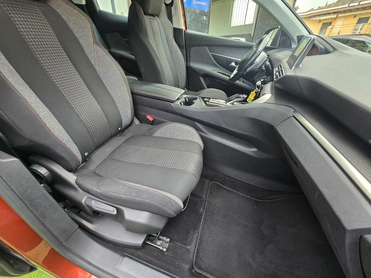 Peugeot 3008 1.5HDI 130CV Allure 130000KM-2019