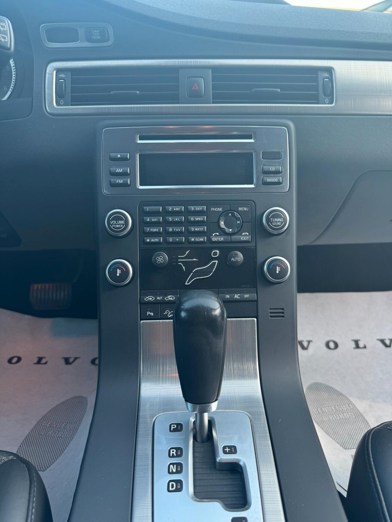 Volvo XC70 D5 205 CV AWD Summum