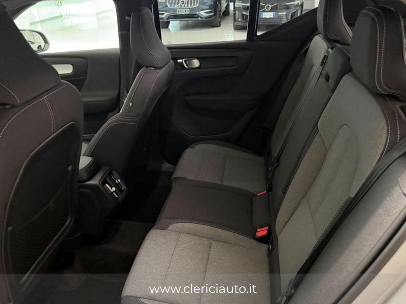 Volvo XC40 B3 automatico Core