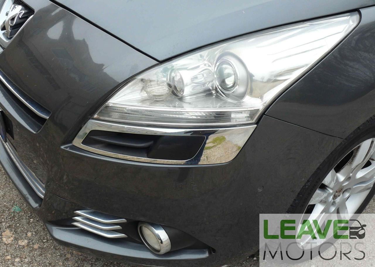 Peugeot 5008 2.0 HDi 150CV Féline (M1468)