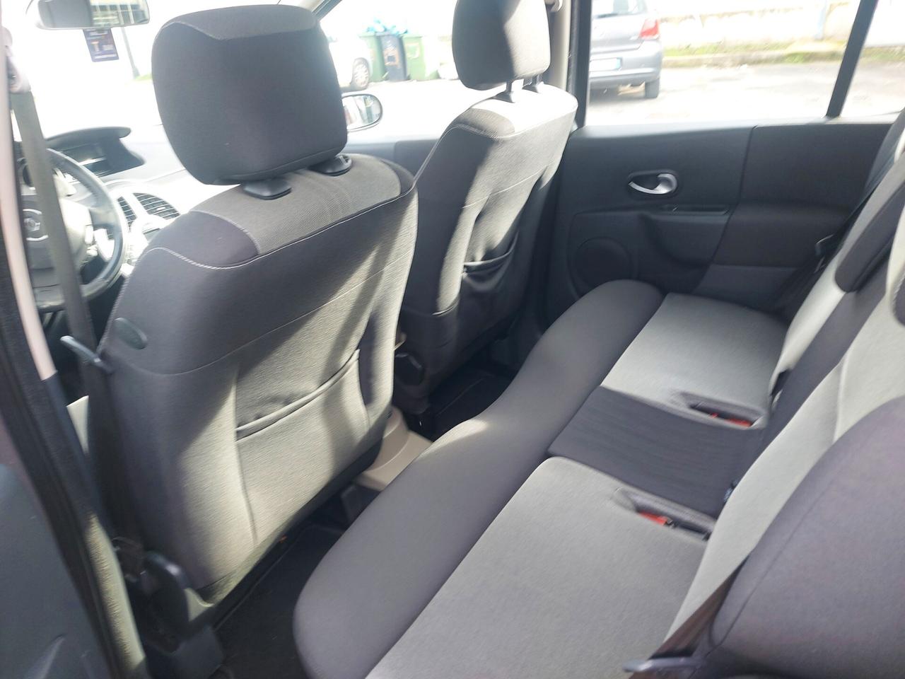 Renault Modus 1.5 dCi 85CV automatica