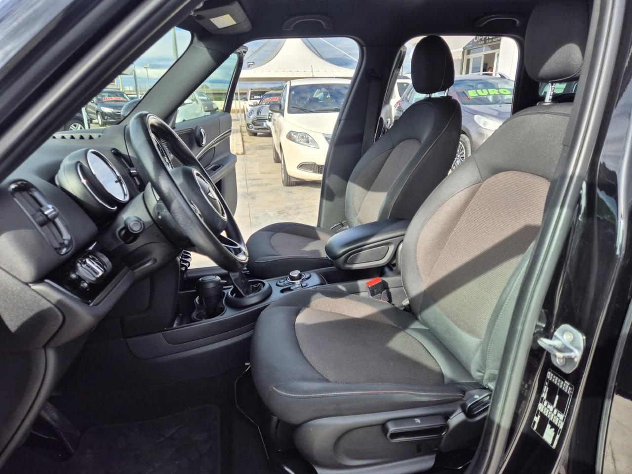 Mini Cooper D Countryman 2.0 SD Hype ALL4 Automatica