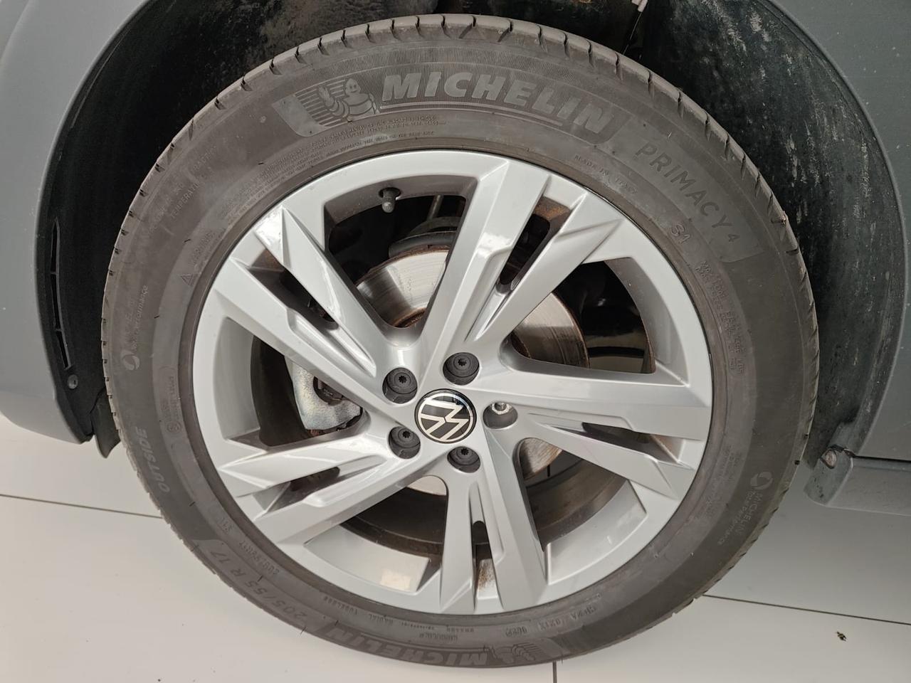 VOLKSWAGEN Taigo 1.5 tsi R-Line 150cv dsg