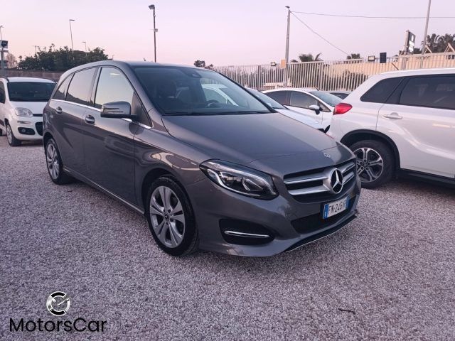 MERCEDES-BENZ B 180 d Automatic Sport