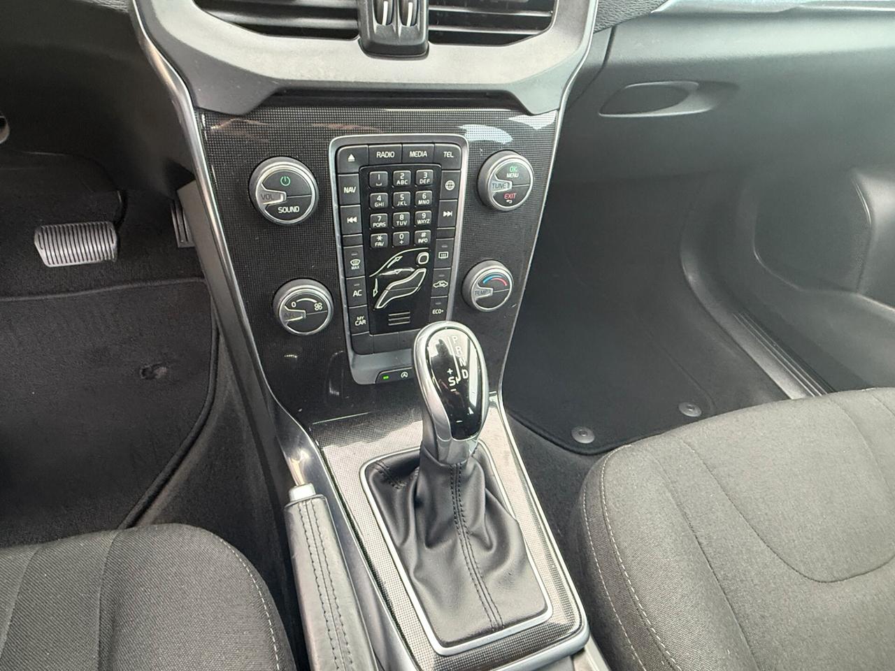 Volvo V40 D3 Geartronic Kinetic