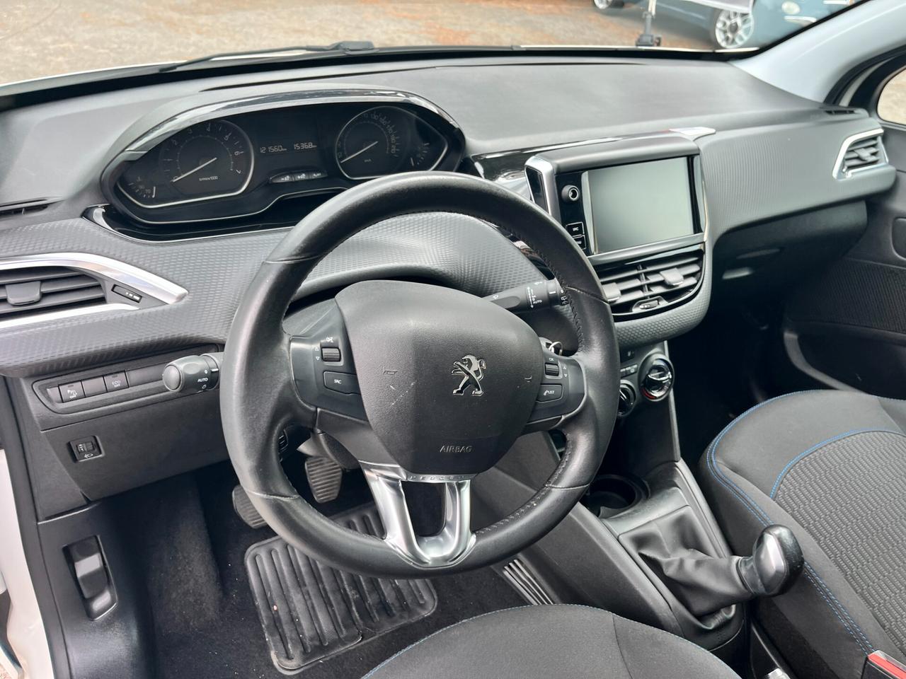 Peugeot 208 PureTech 82 Stop&Start 5 porte Signature