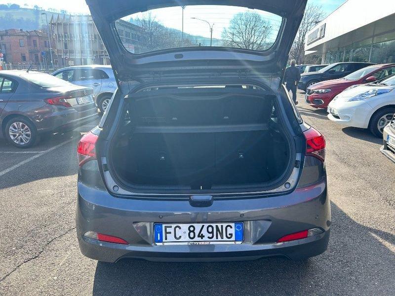 Hyundai i20 1.1 CRDi 12V 5P PER NEOPAT-GARANZIA-KM CERTIFIC